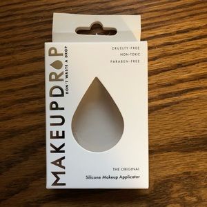 Makeupdrop - silicone beauty blender